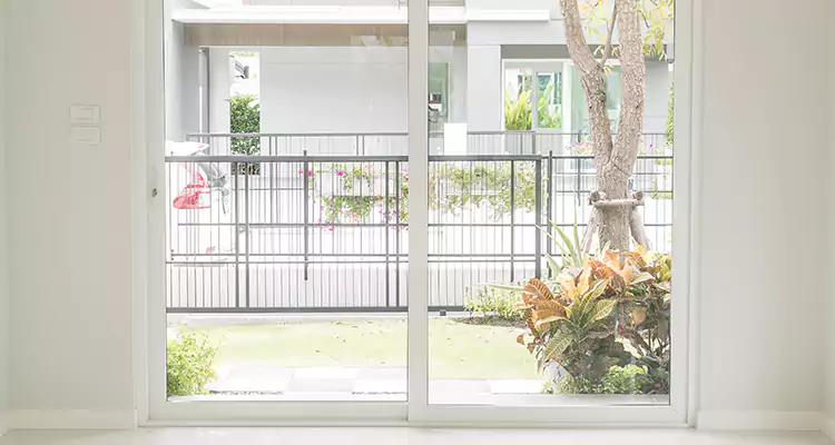Balcony Screen Door Repair in San Leandro, CA