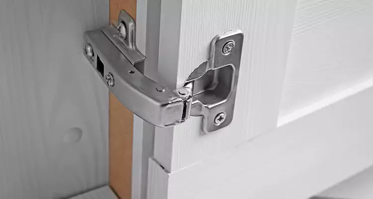 Shower Door Hinge Replacement in San Leandro, CA