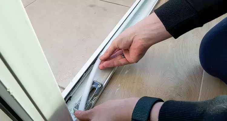 Garage Door Off Track Repair in San Leandro, CA