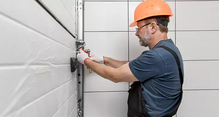 Emergency Garage Door Repair in San Leandro, CA