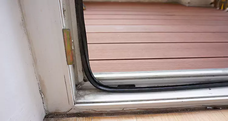 Why Choose Us for Leaking Sliding Glass Door Repair in San Leandro, CA?
