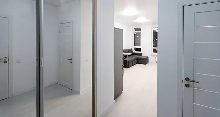 Modern Mirrored Closet Doors Repair in San Leandro, CA