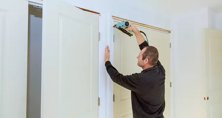 Top Rated Door Fixing ServiceFixing Garage Door Track in San Leandro, CA